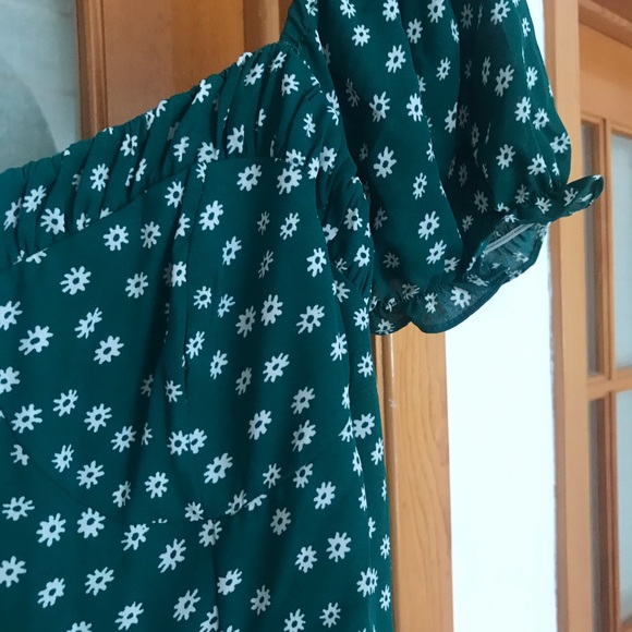Green dress size L slit in front, lined,L - Picture 7 of 9